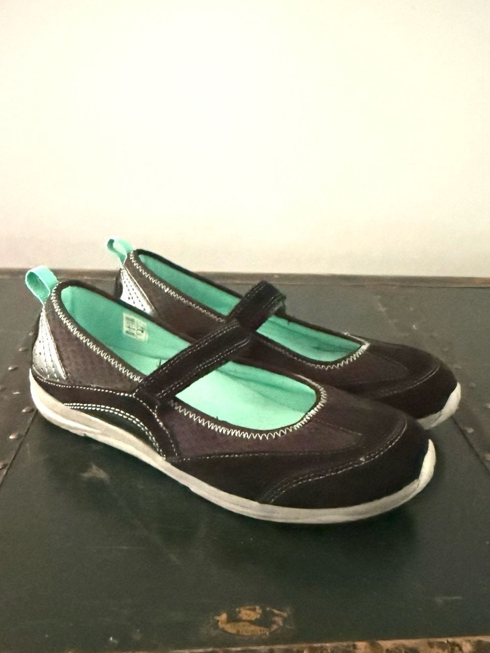 Lands End Black Mary Jane Athletic Walking Comfort Shoe Flat 9.5 B